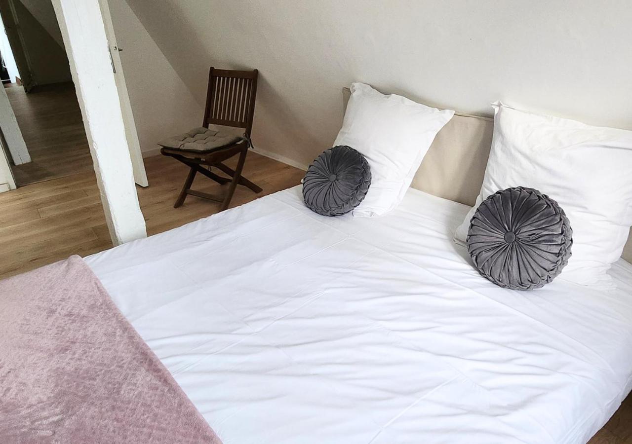 "Colbert Triplex" 3 Chambres - Balcon - Patio - Cathedrale Tours Buitenkant foto